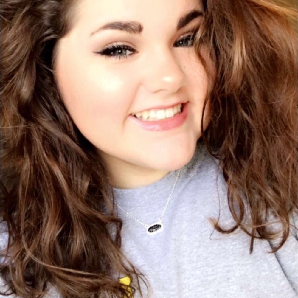 Meet your Posher, Gracie